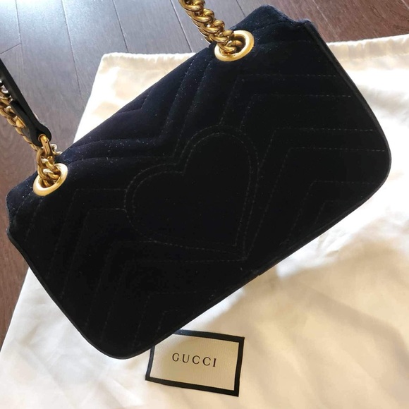 Authentic Gucci mini velvet marmont. - Picture 6 of 10